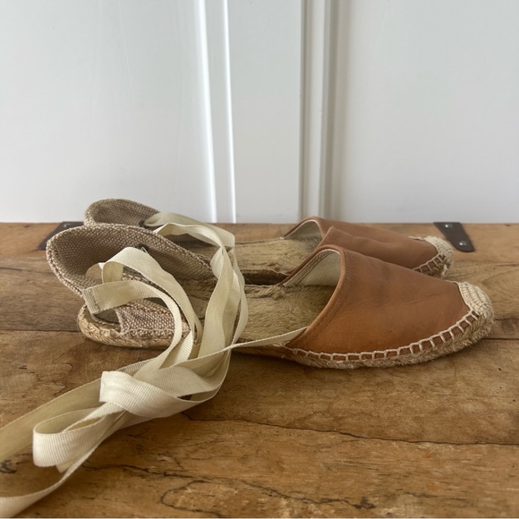 Soludos Lace Up Leather Espadrille - Picture 3 of 10